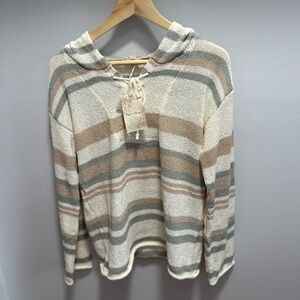 Hem & Thread Cream and Gray Crew Neck Sweater